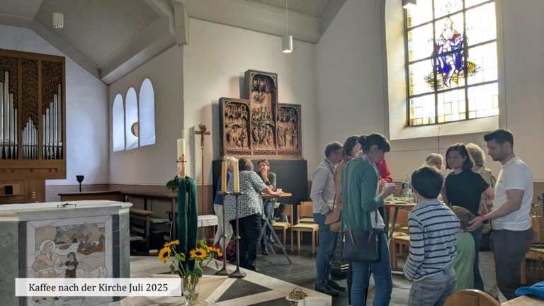 Kaffee nach der Kirche Schleckheimer Kapelle Juli 2025 Gespräche Gemeinschaft Dorfgemeinschaft