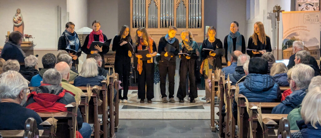 Nacht der Offenen Kirchen NOK 2025 Kapelle Schleckheim Kapellenverein Kapellenchor Jugendchor Cajon Cajongruppe