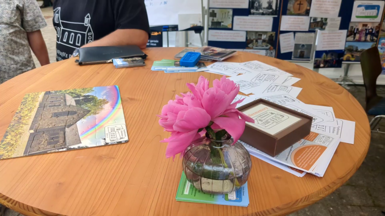 Schleckheimer Sommertraum Sommerfest Dorffest Infostand Kapellenverein Pinnwand Gestern Heute Morgen Puzzle Memory Gespräche