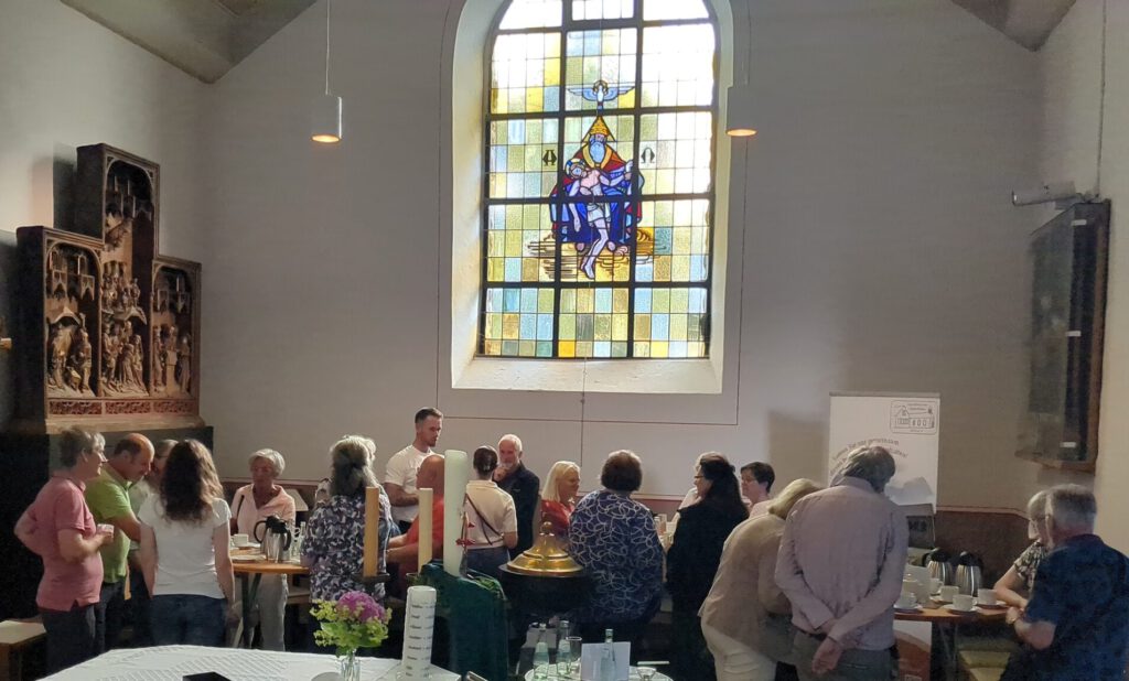 Kaffee nach der Kirche Schleckheimer Kapelle Juli 2026 Gespräche Gemeinschaft Dorfgemeinschaft
